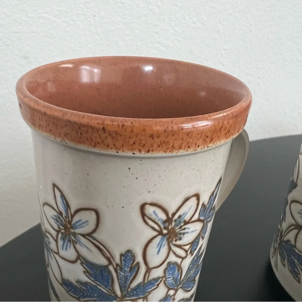 Vintage Ashdale Pottery England‎ Stoneware Pair Of Mugs Floral Blue Flowers